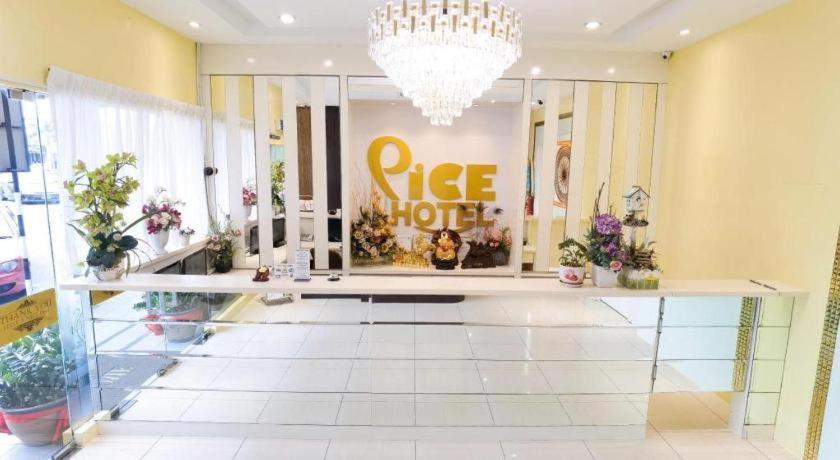 Pice Hotel Bukit Mertajam Buitenkant foto